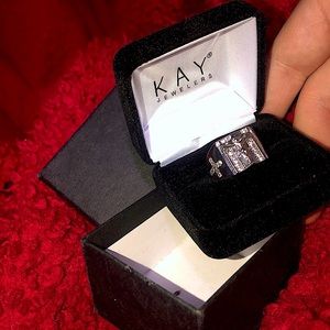 Kay jewelers silver cross ring with diamonds